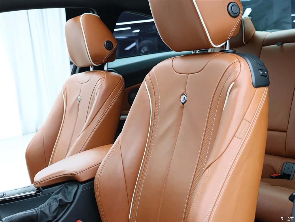 ALPINA B4, 2019 3