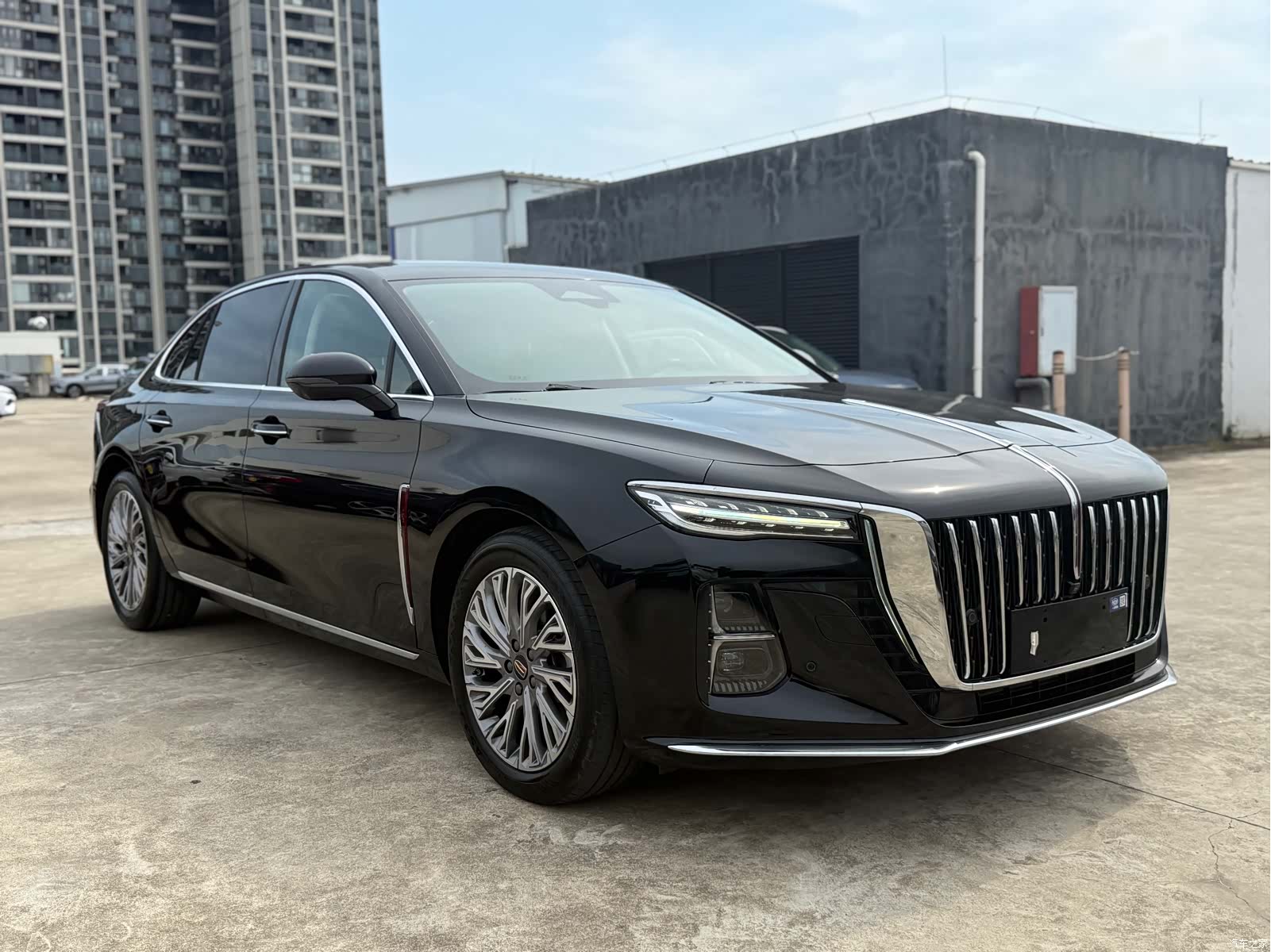 Hongqi H5, 2022 3