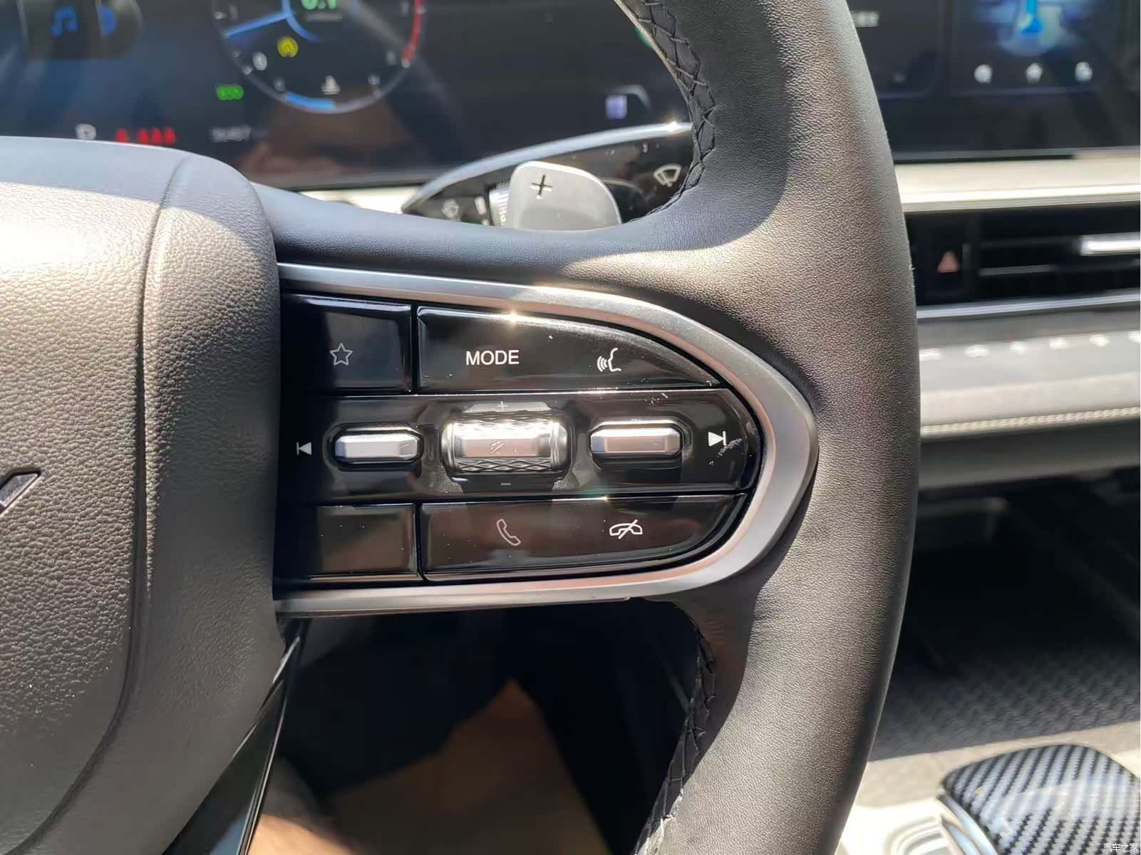 Chery Arrizo 8, 2022 27