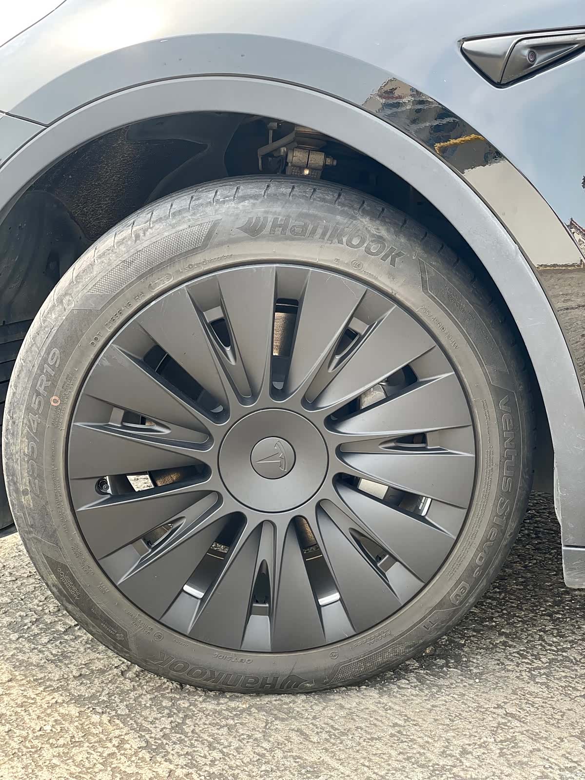 Tesla Model Y, 2023 7