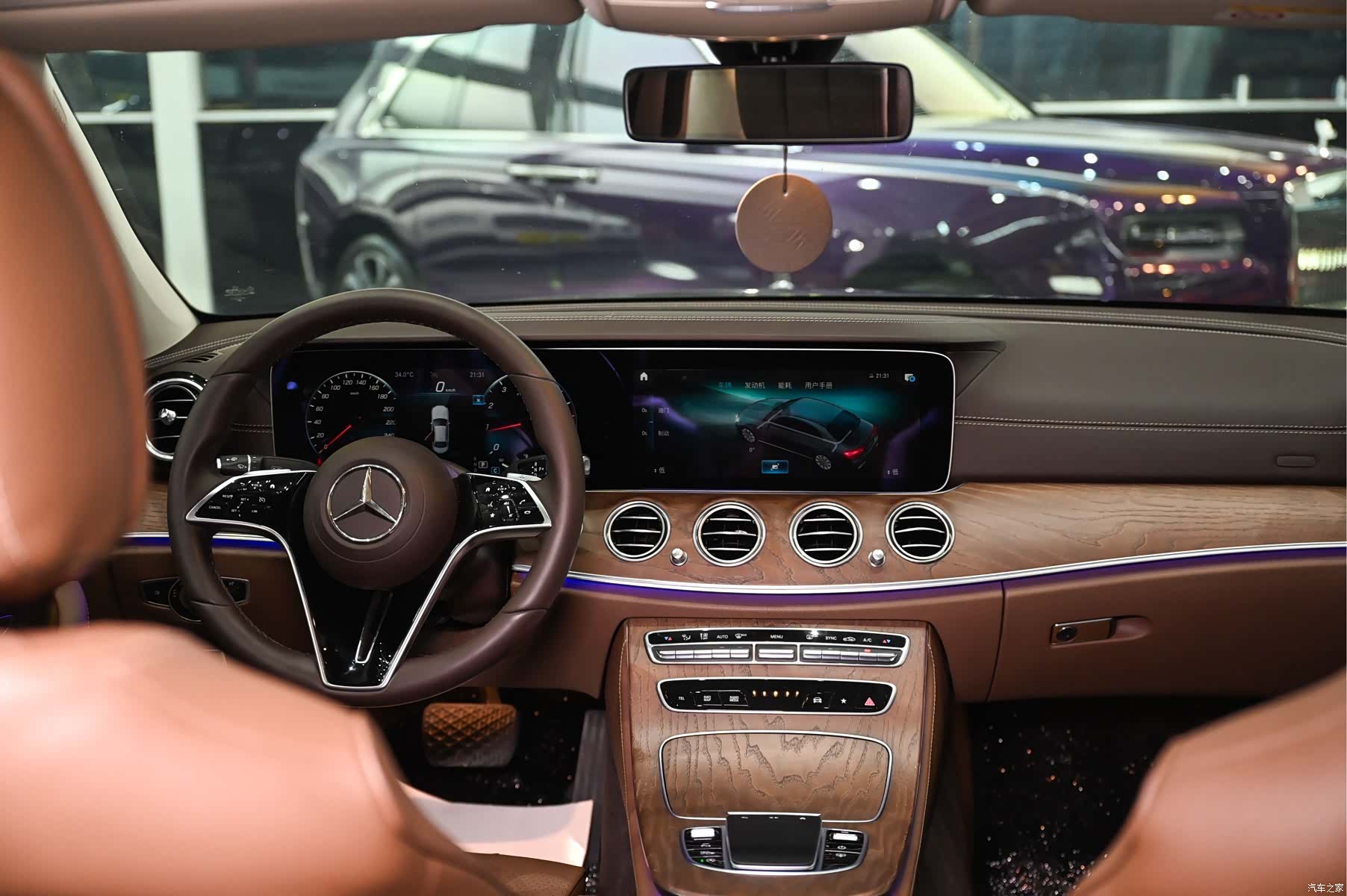 Mercedes-Benz E-Class, 2022 6