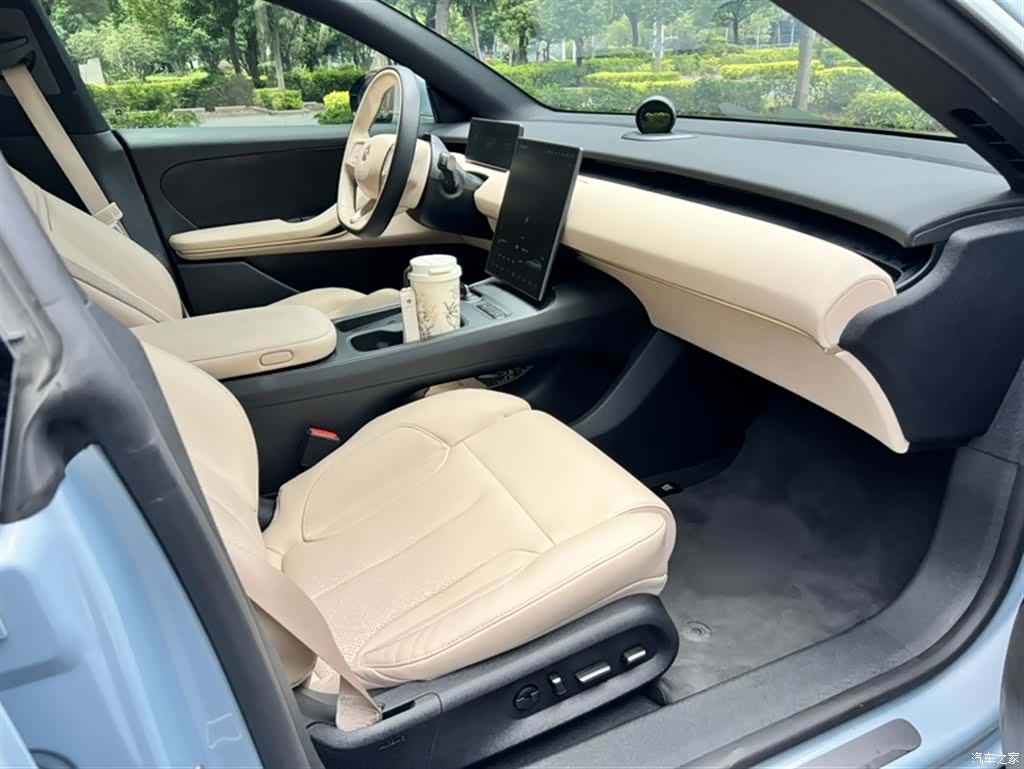 NIO ET5, 2023 25