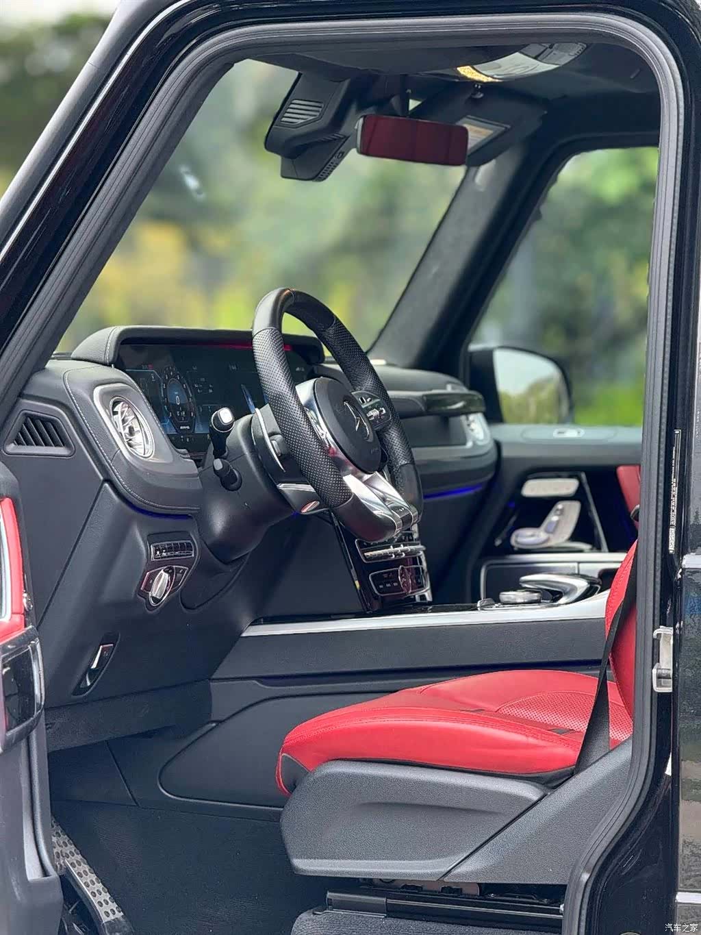 Mercedes-Benz G-Class, 2024 18