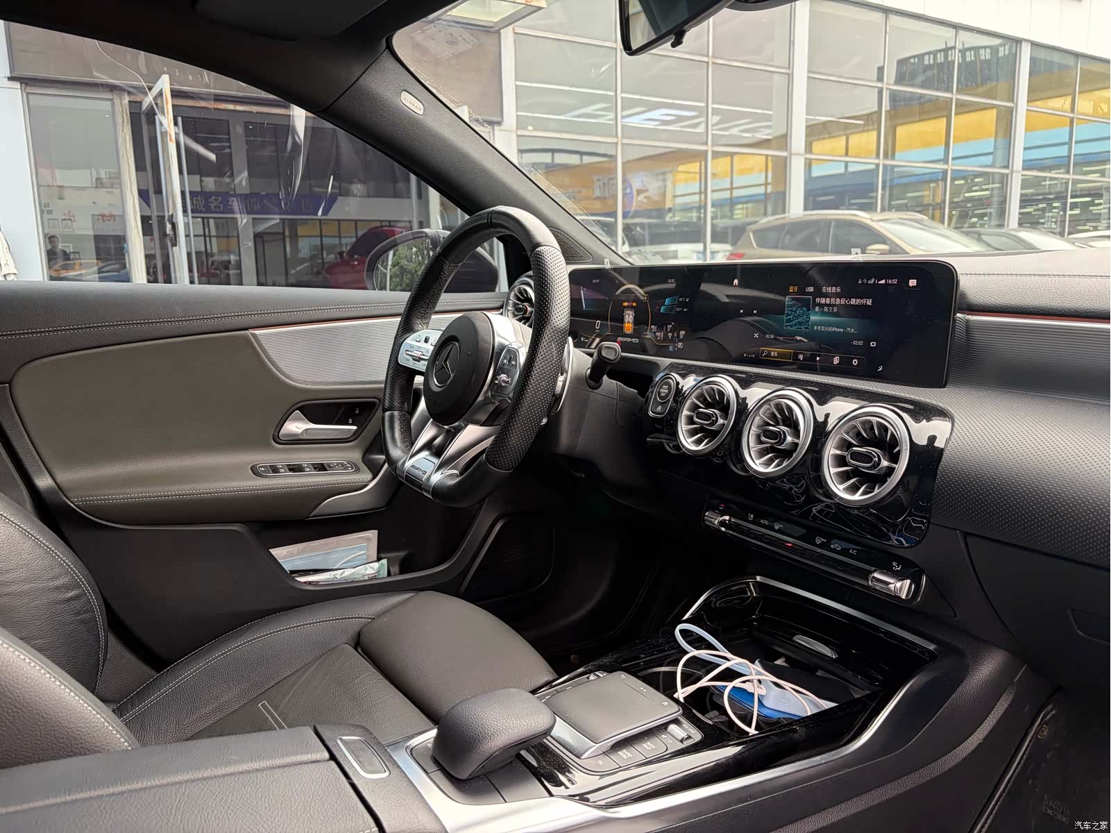 Mercedes-Benz A-Class, 2022 6