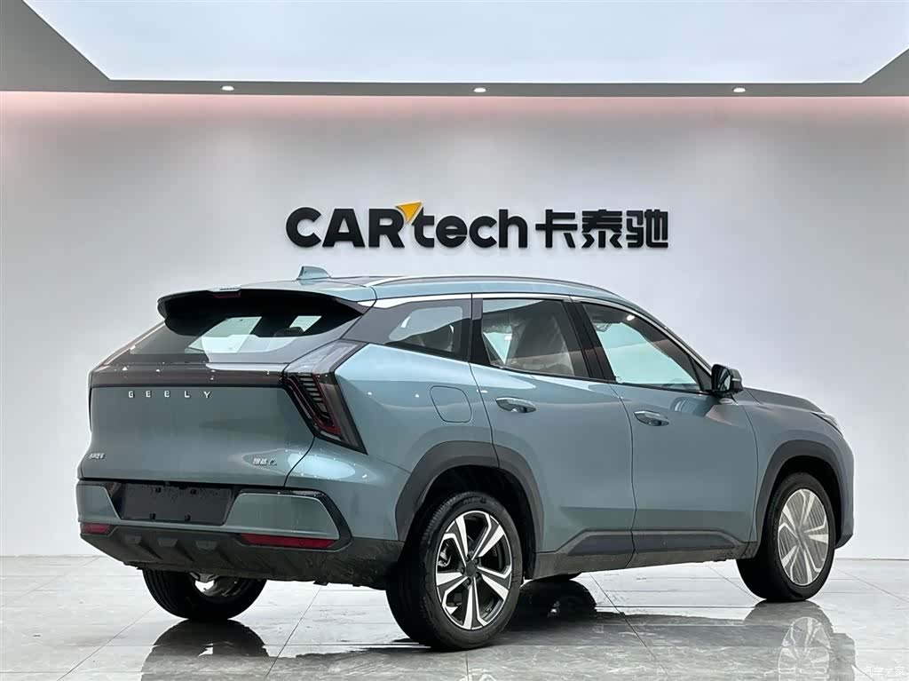 Geely Boyue, 2025 все фото