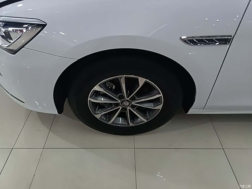 BYD Qin, 2025 23