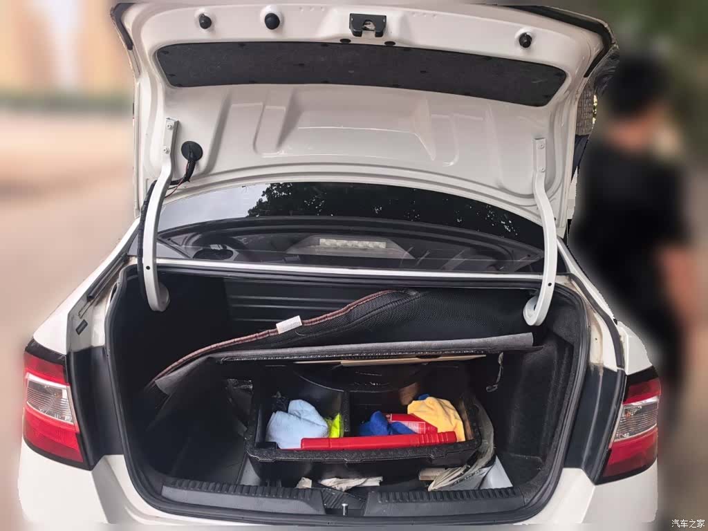 Skoda Rapid, 2018 15