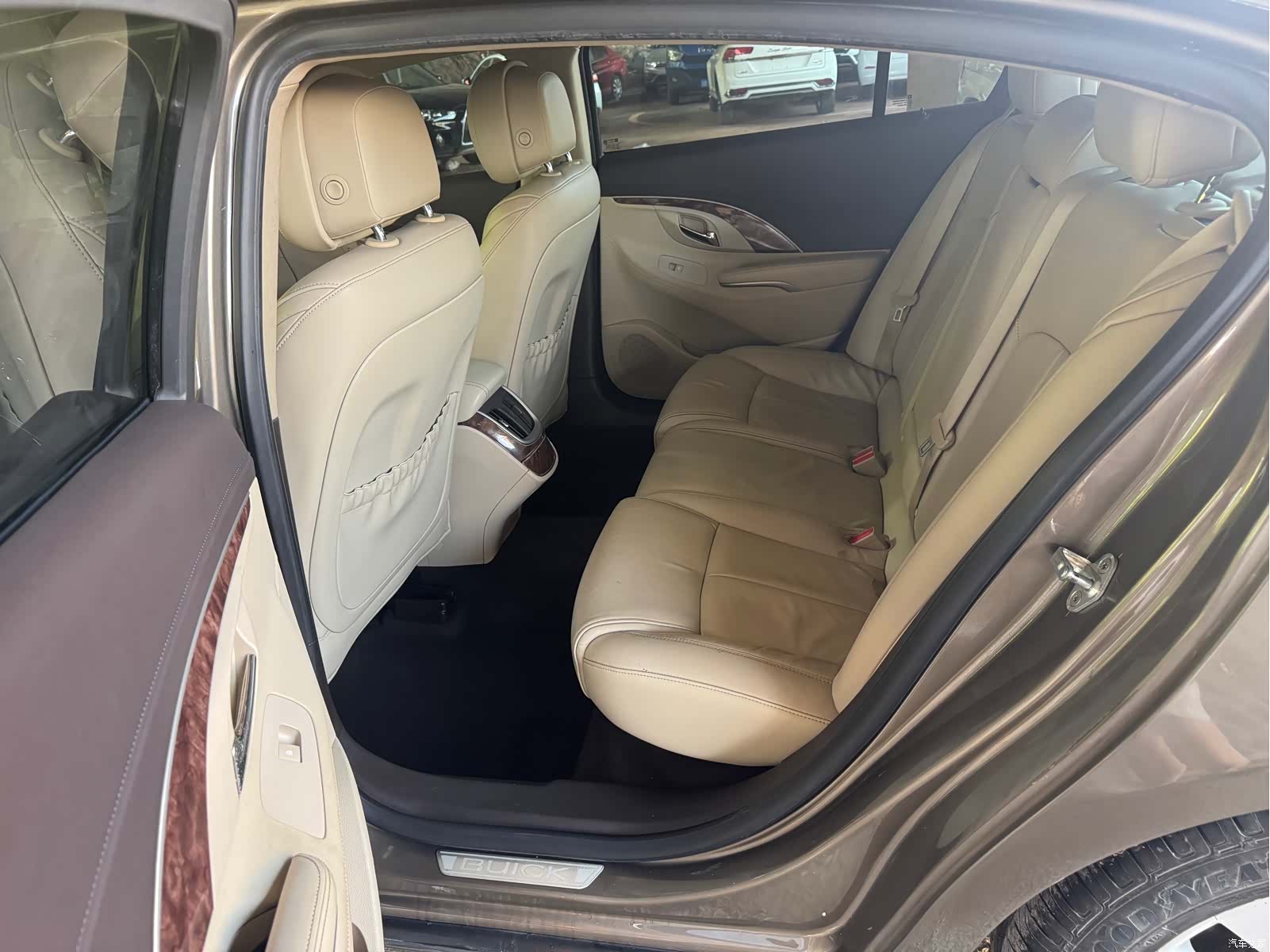 Buick LaCrosse, 2015 9