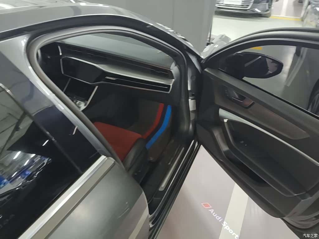 Audi A6L, 2020 11