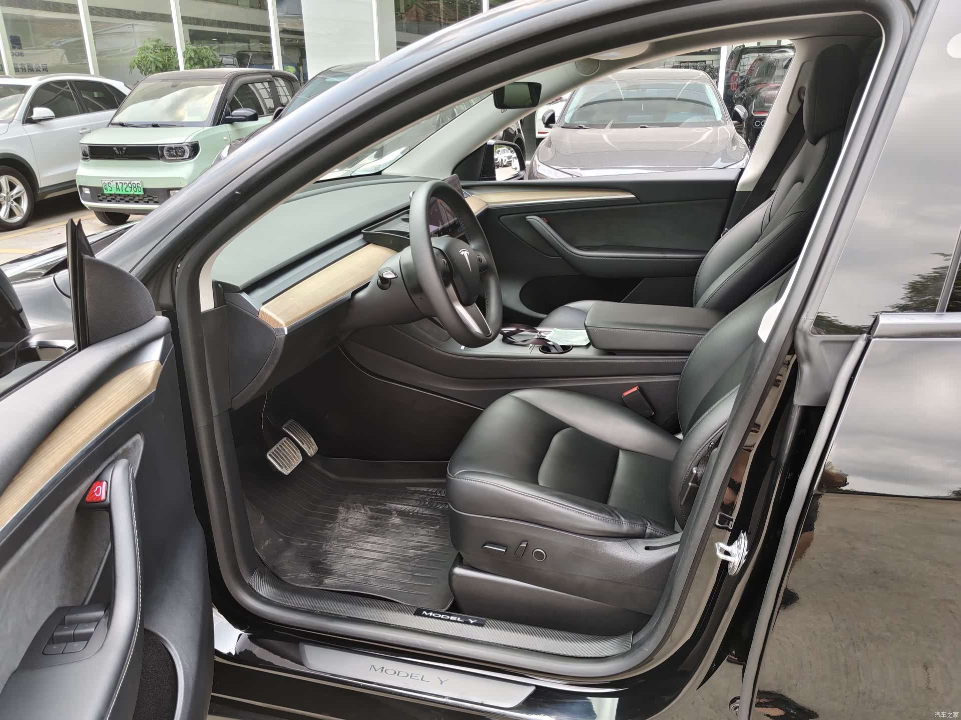 Tesla Model Y, 2021 11