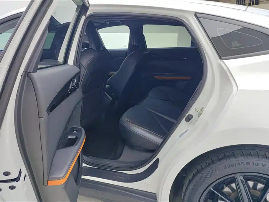 Changan UNI-V Smart iDD