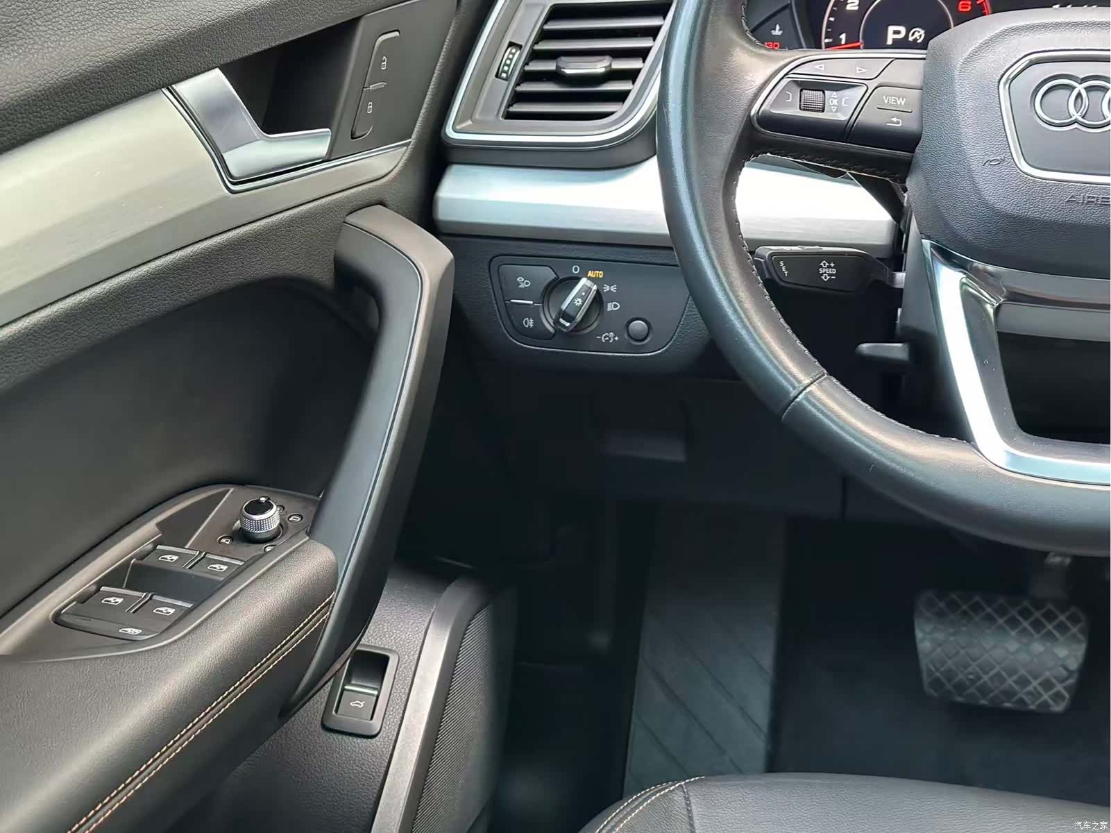 Audi Q5L, 2018 14