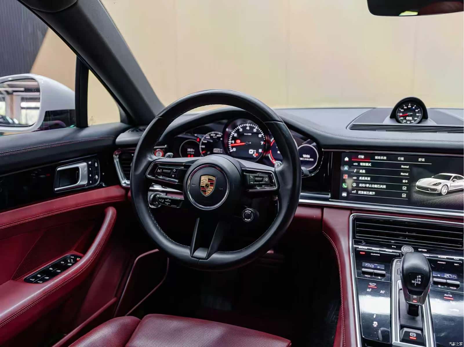 Porsche Panamera, 2022 12