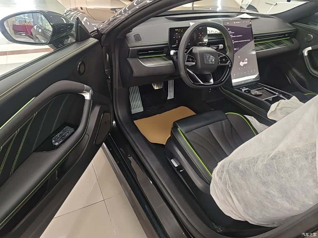 Neta GT, 2026 16