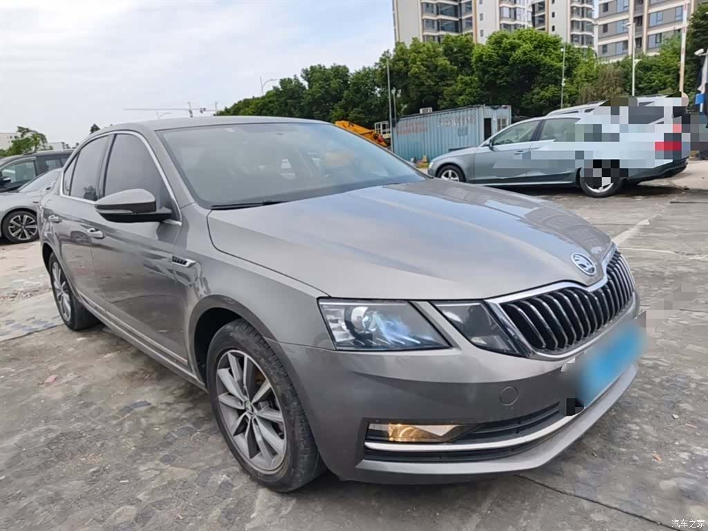 Skoda Octavia, 2018 4