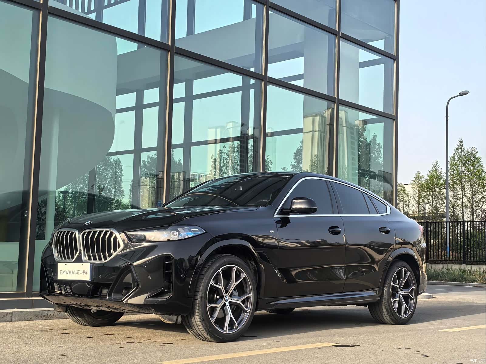 BMW X6, 2025 2