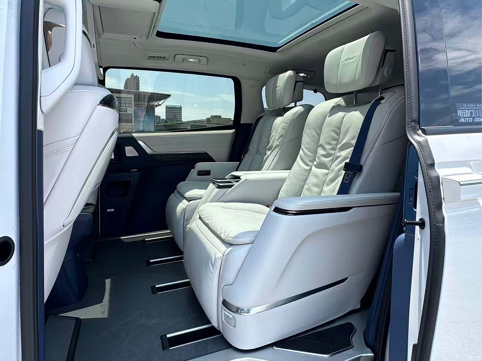Buick Century, 2025 9
