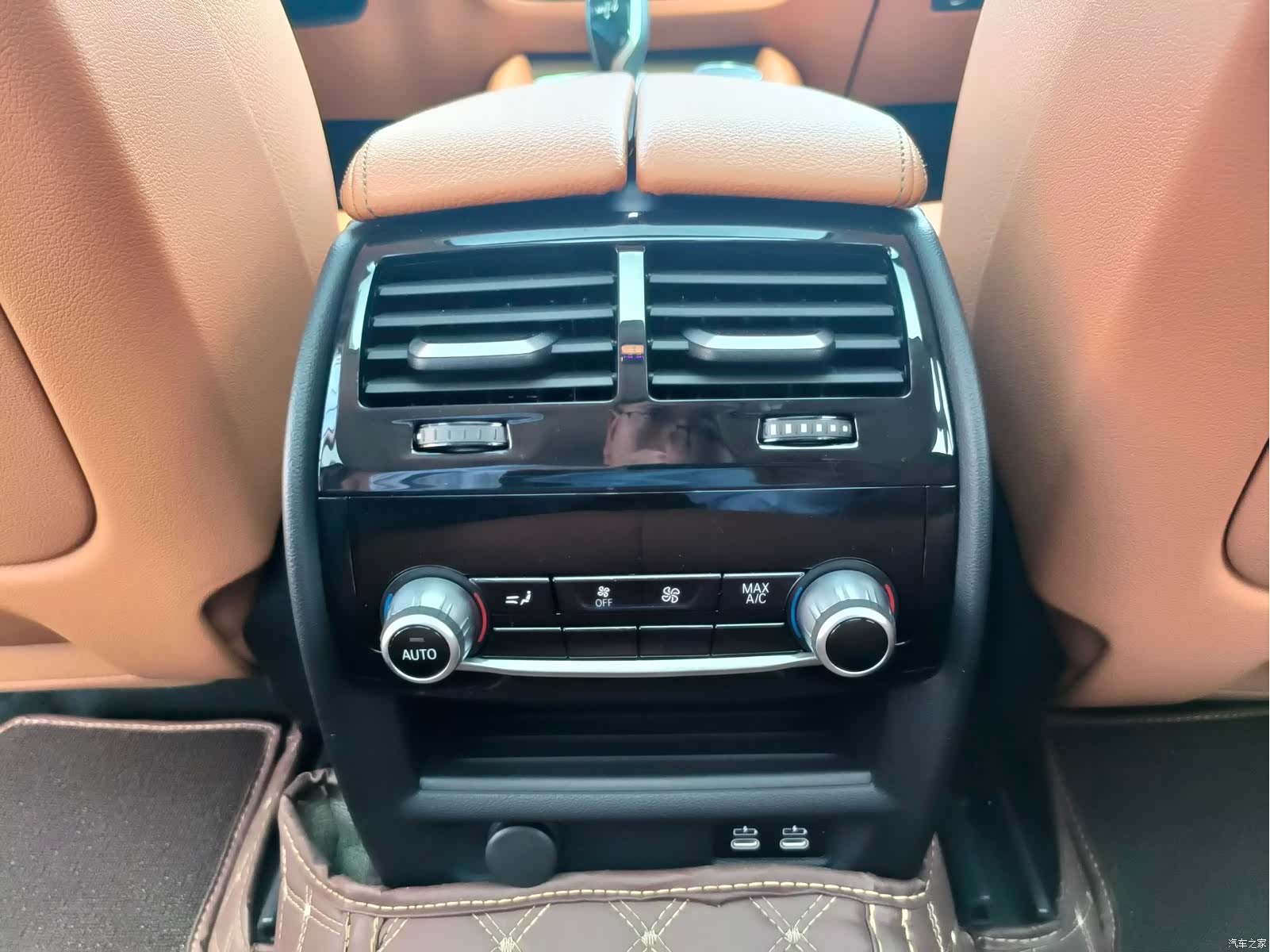 BMW 6 Series GT, 2023 13
