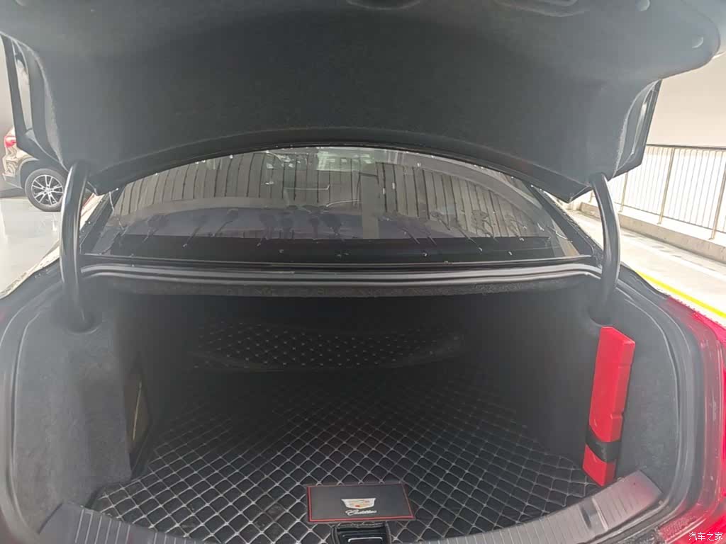 Cadillac XTS, 2019 19