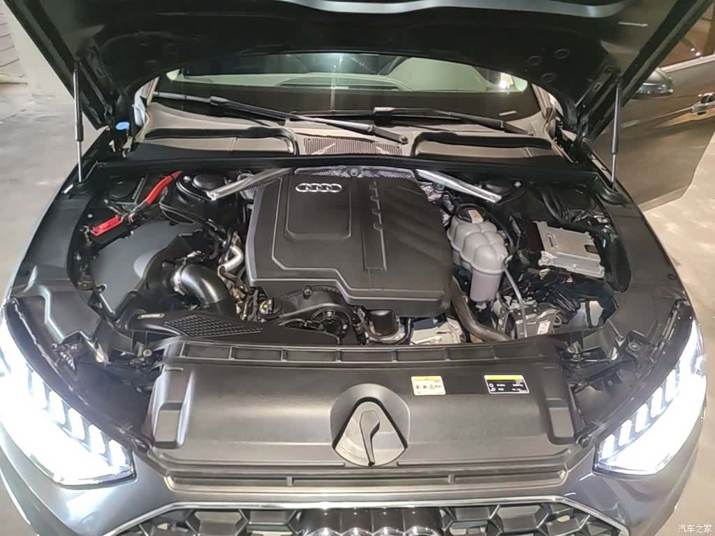 Audi A4L, 2023 20