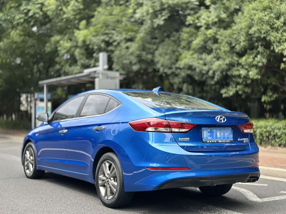Hyundai Lead
