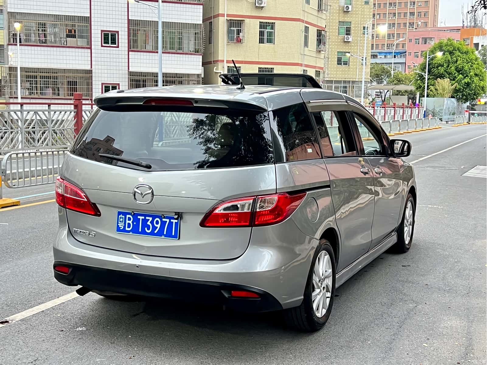 Mazda 5, 2011 все фото