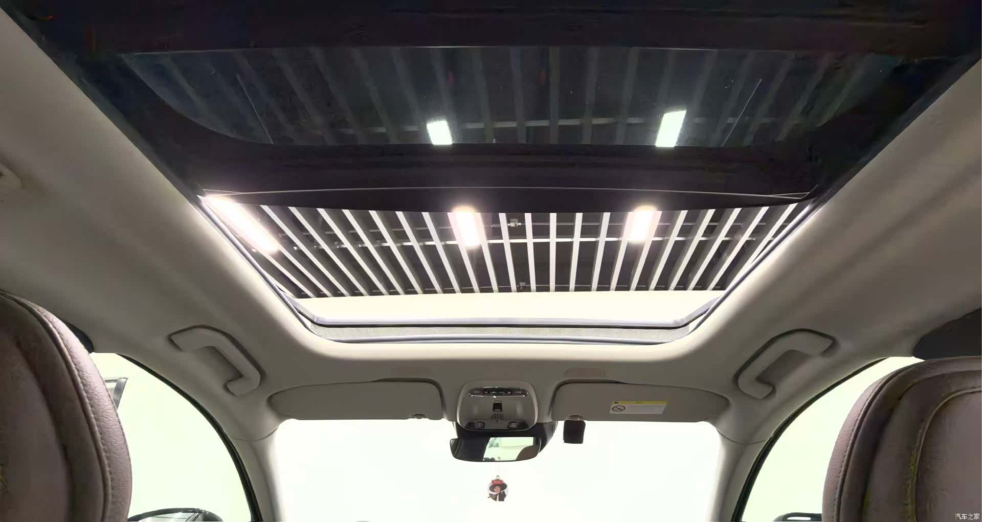 Volvo XC60, 2019 18