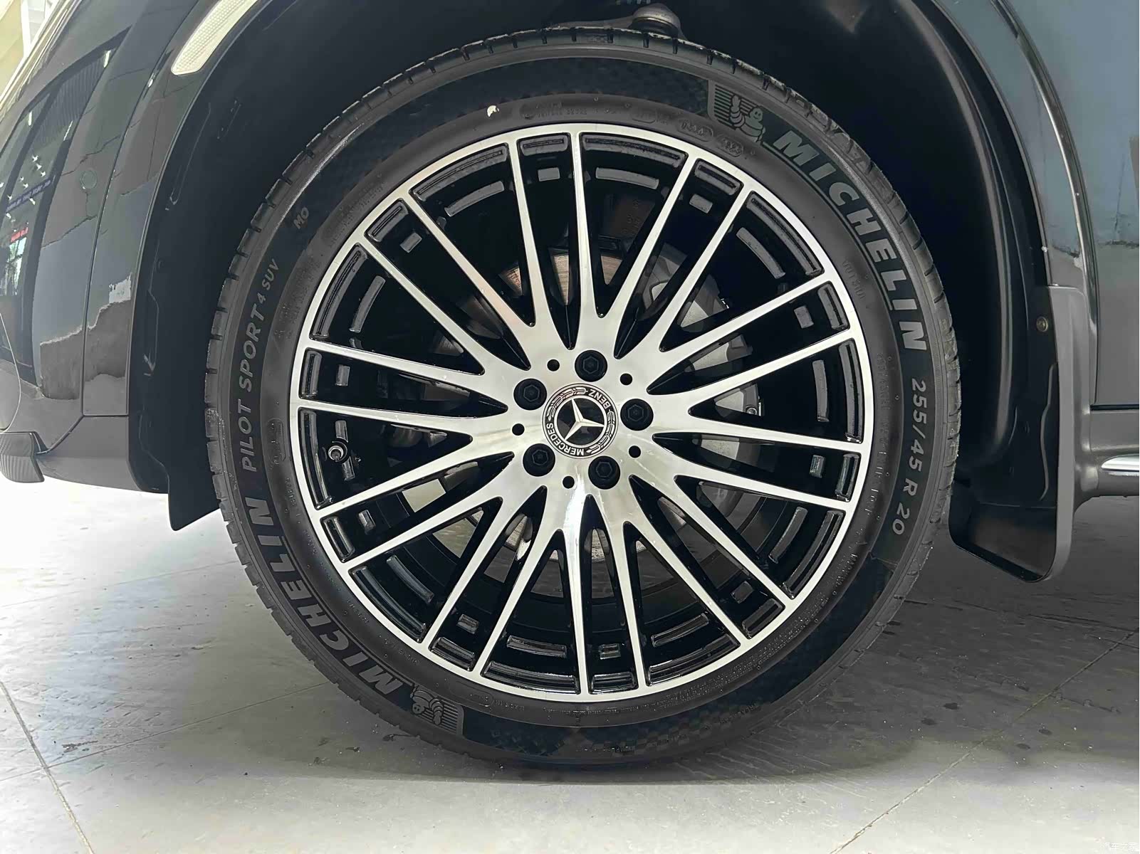 Mercedes-Benz GLC, 2024 3