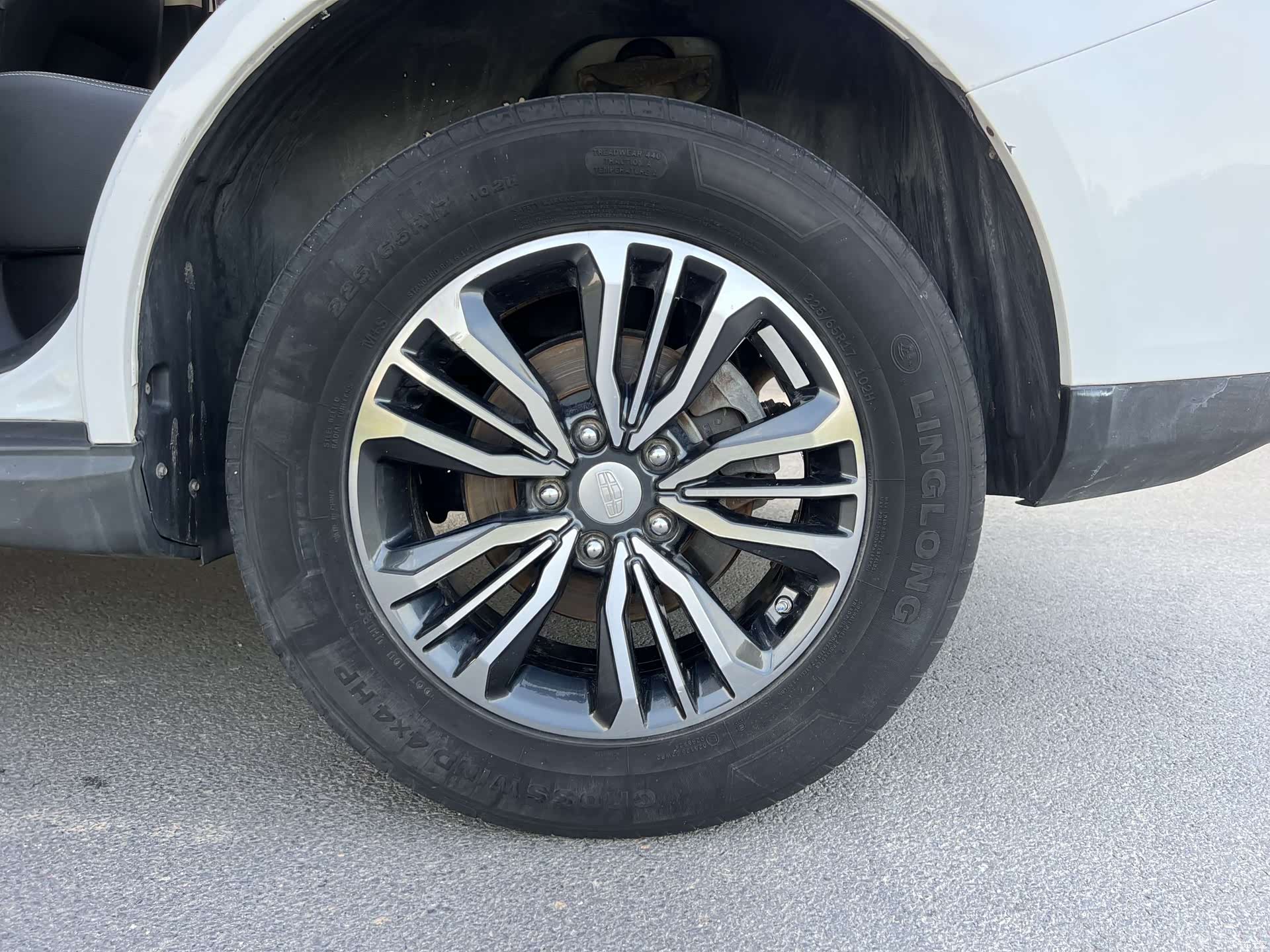 Geely X6, 2018 21