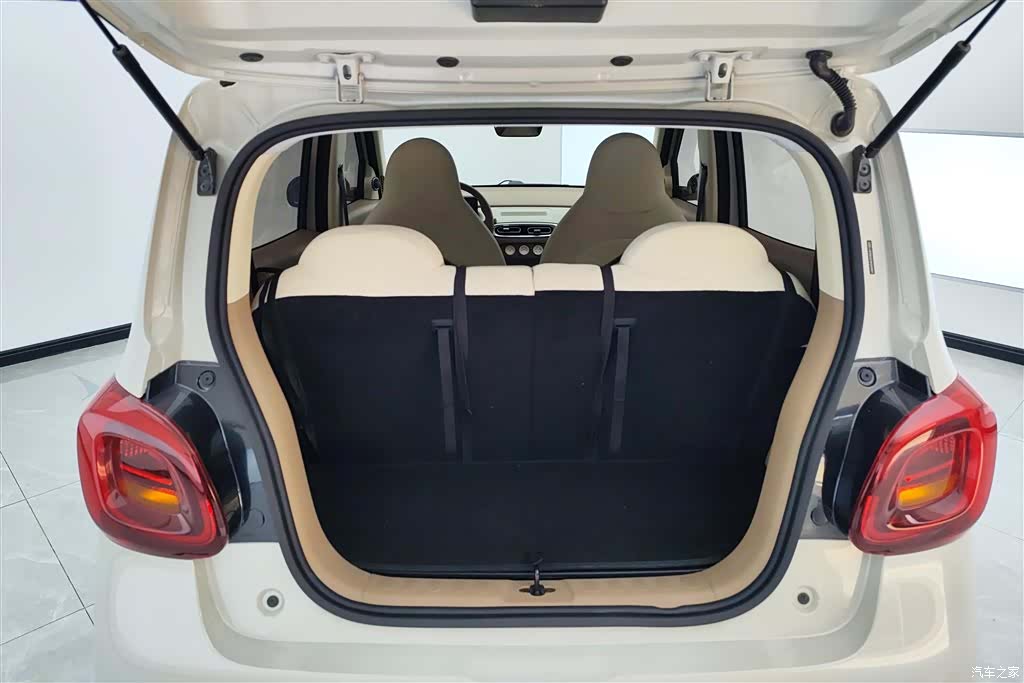 Wuling MINIEV, 2025 4
