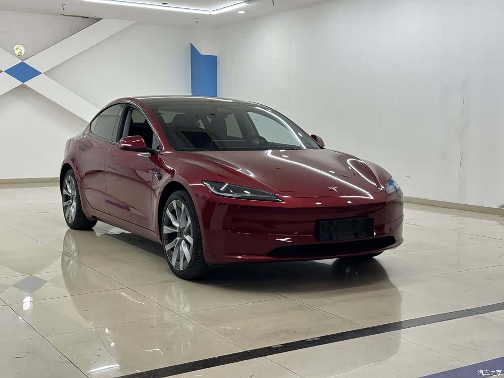 Tesla Model 3, 2024 2