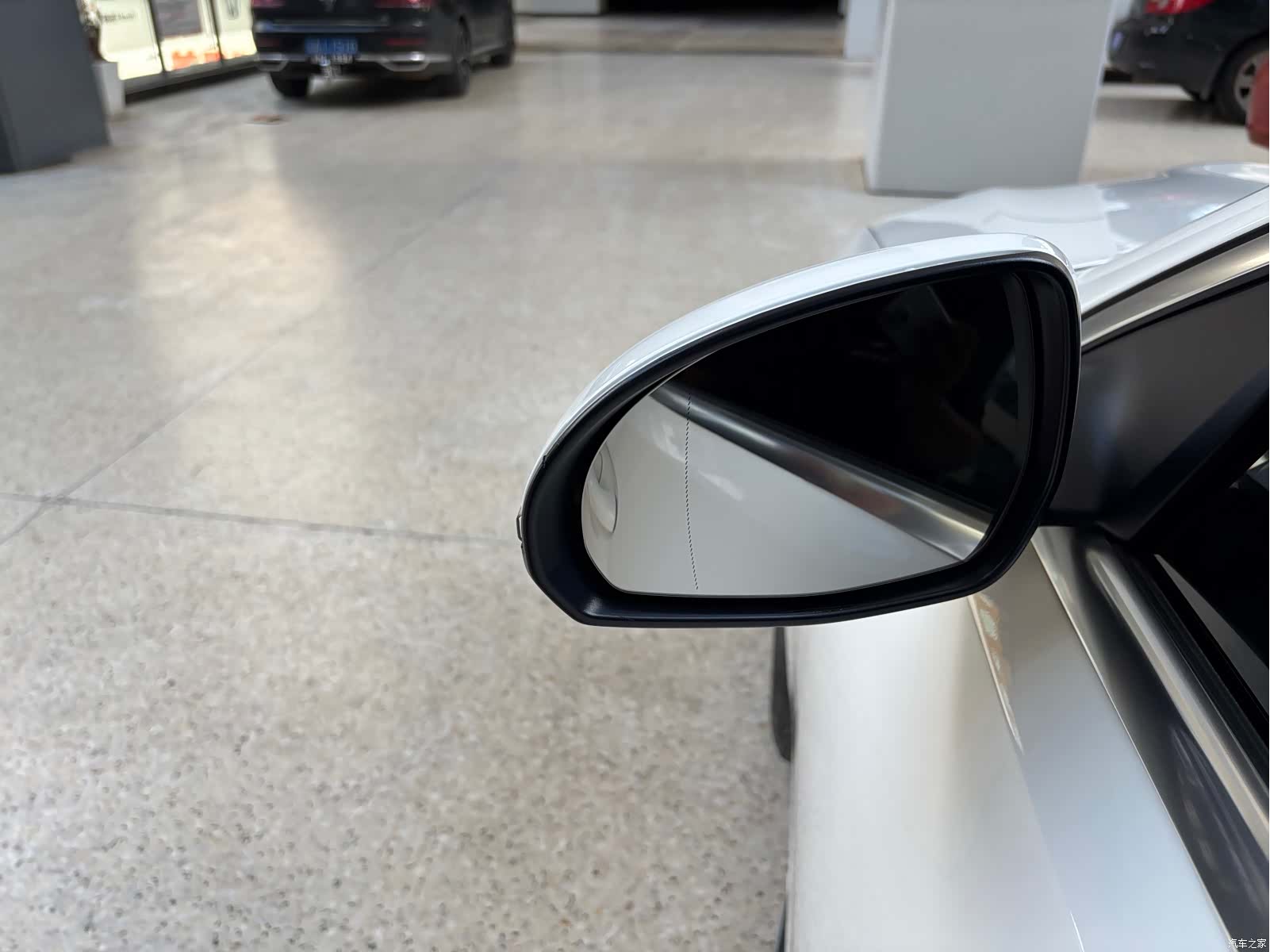 Mercedes-Benz C-Class, 2024 43