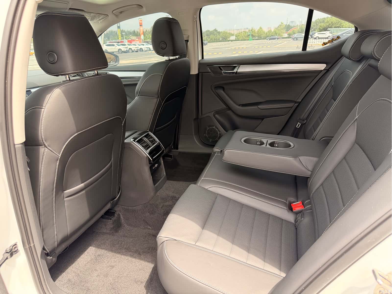 Skoda Superb, 2023 14