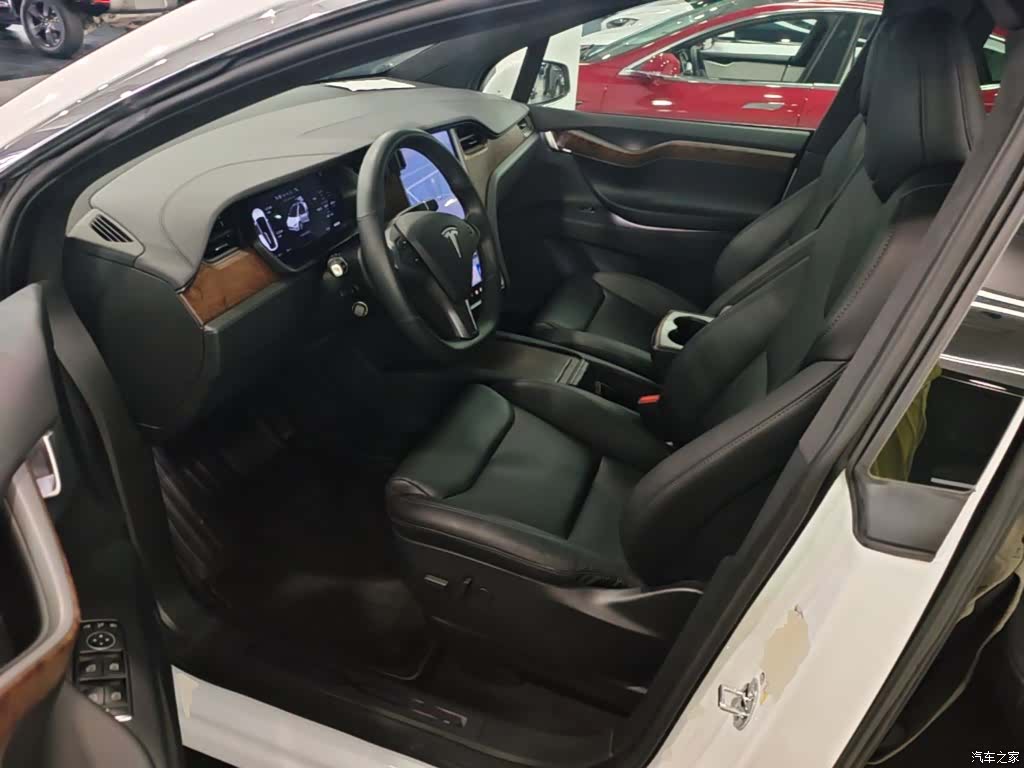 Tesla Model X, 2020 15