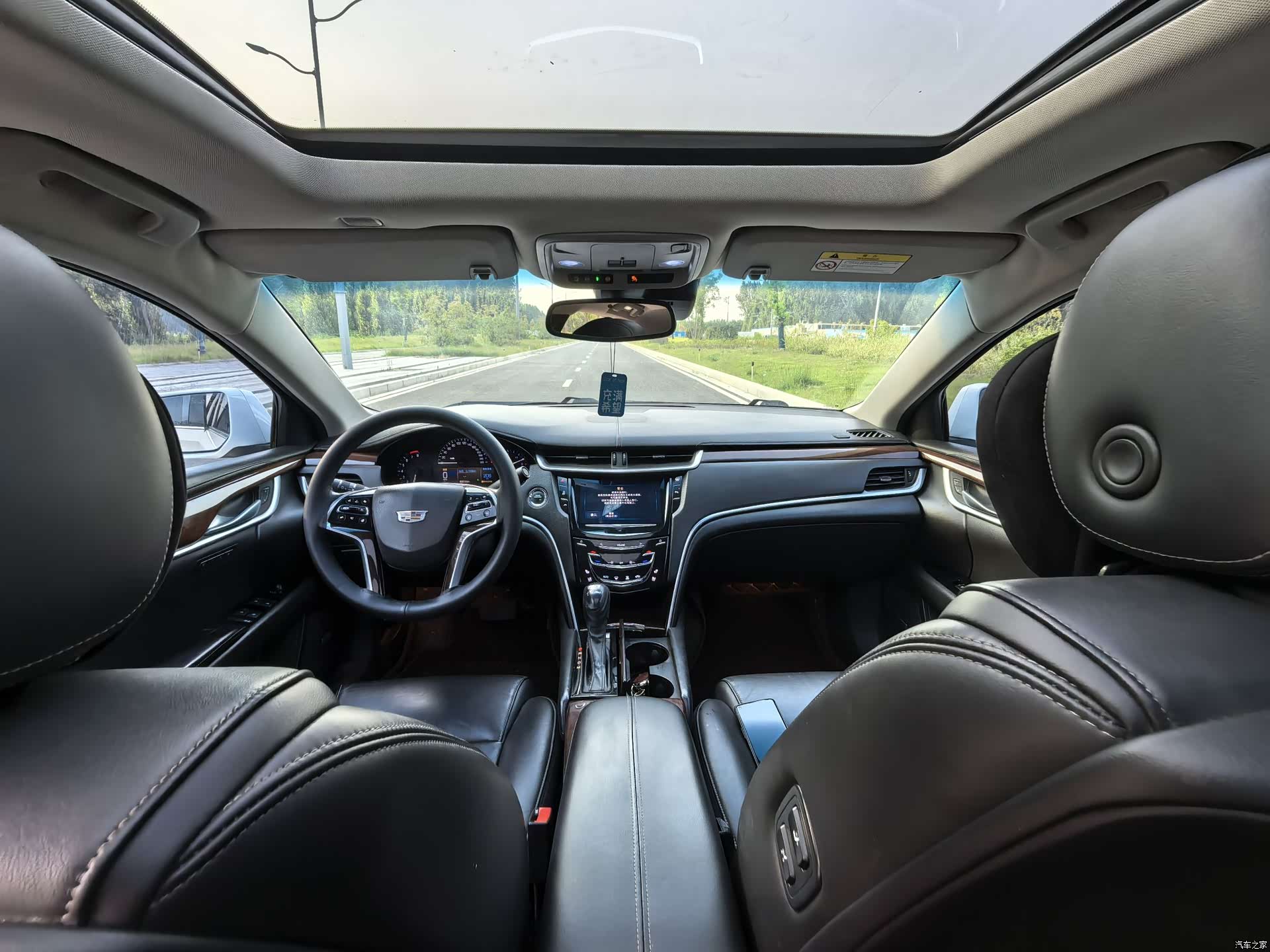 Cadillac XTS, 2016 17