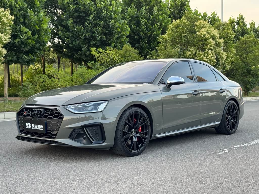 Audi S4