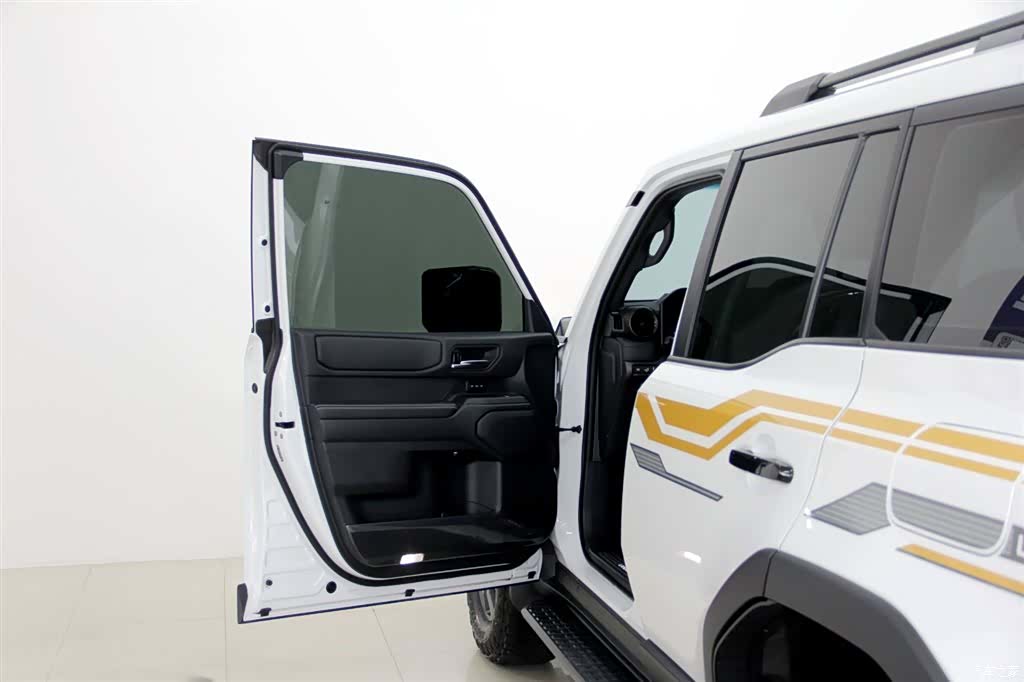 Toyota Prado, 2026 28