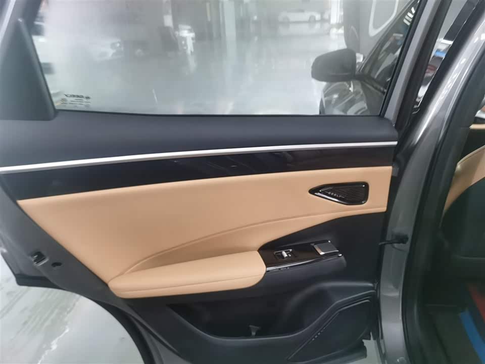 Geely Galaxy Galaxy L7