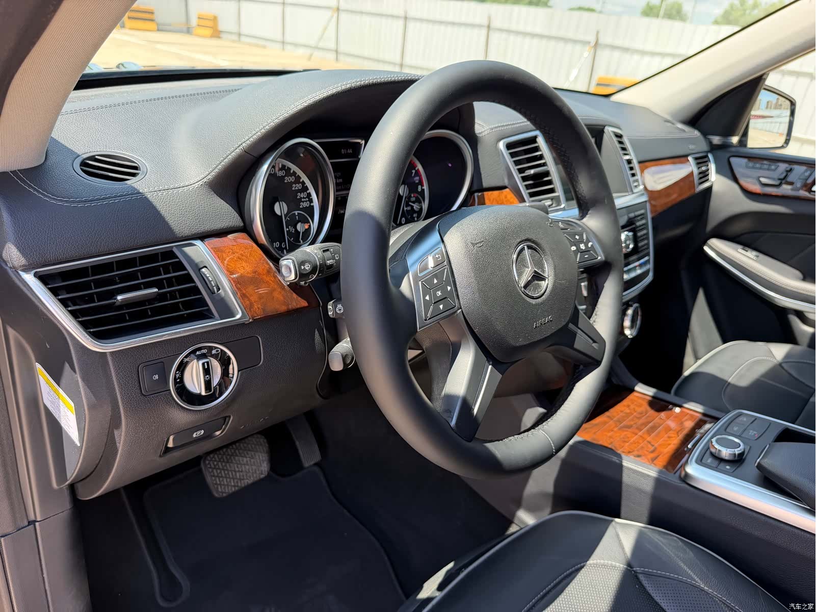 Mercedes-Benz GL-Class, 2014 12