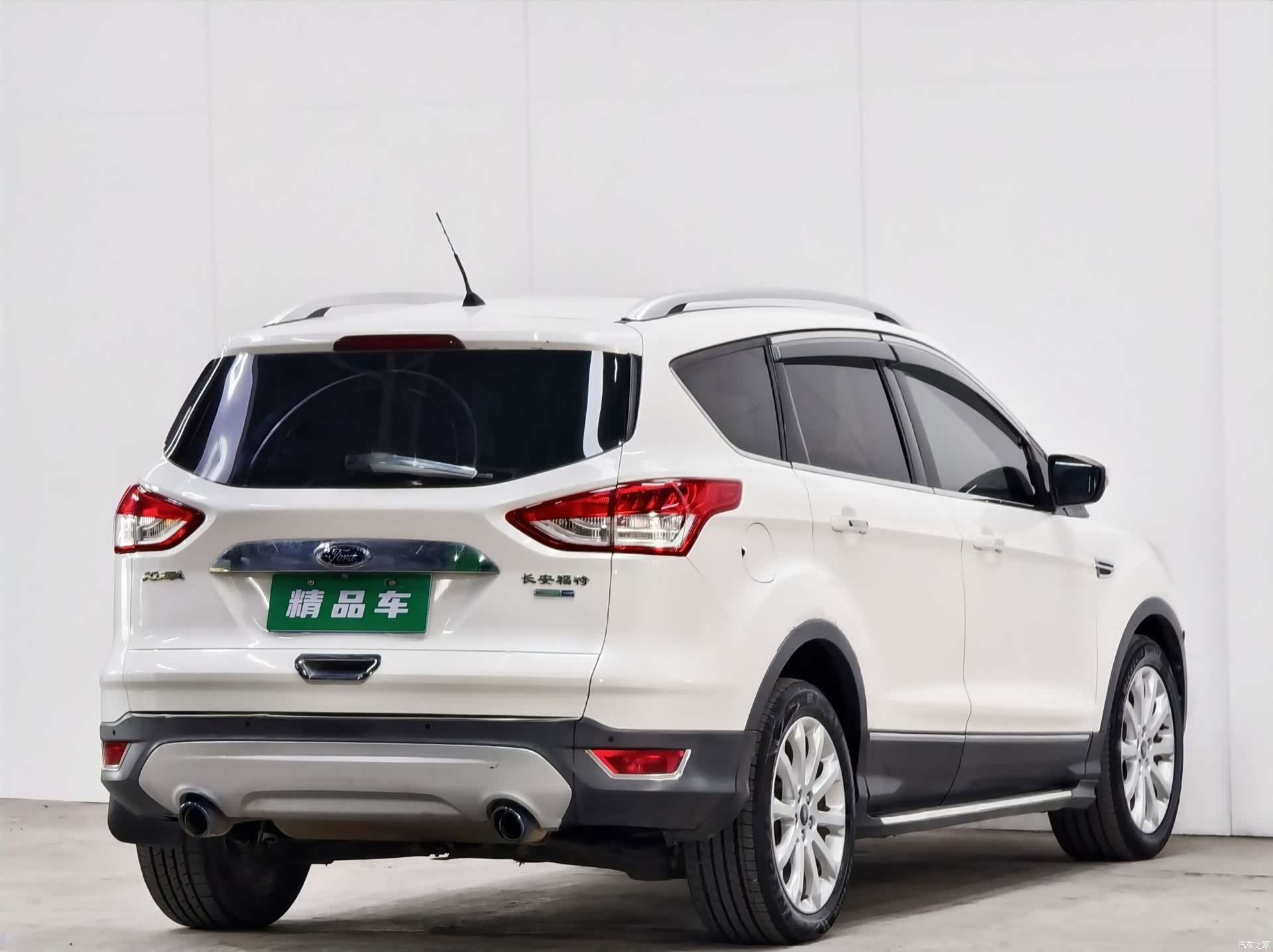 Ford Kuga, 2014 4