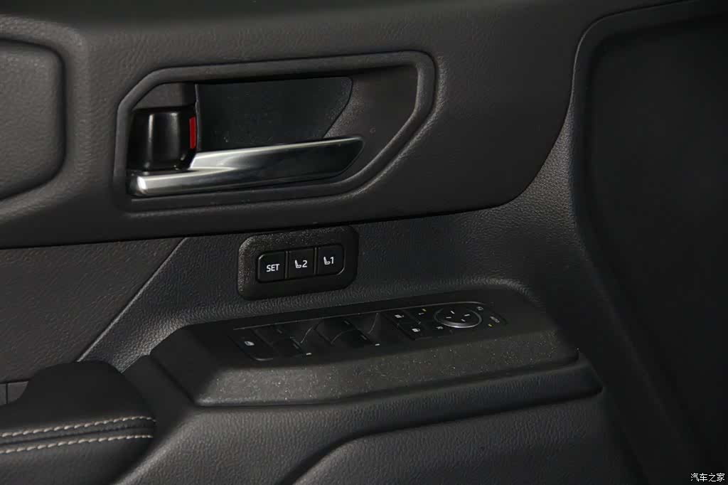 Toyota Prado, 2026 24