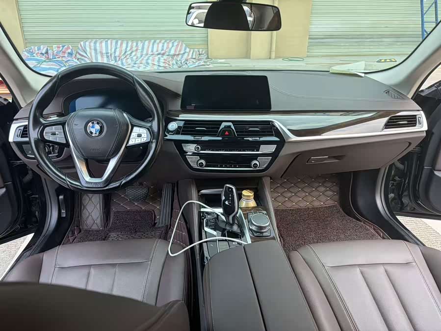 BMW 5 Series 2020, фото 8