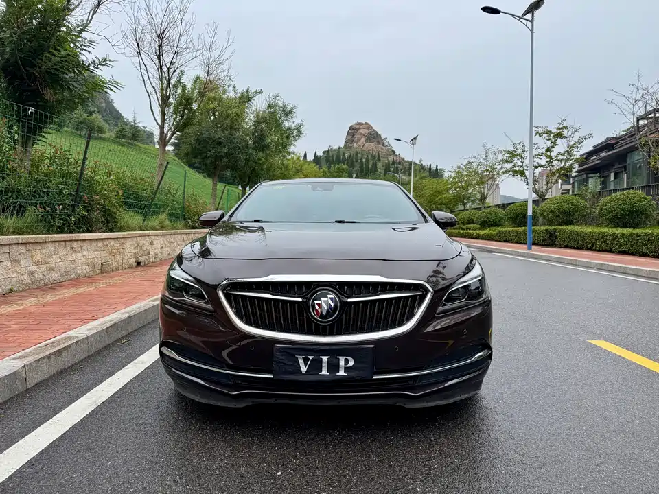 Buick Lacrosse