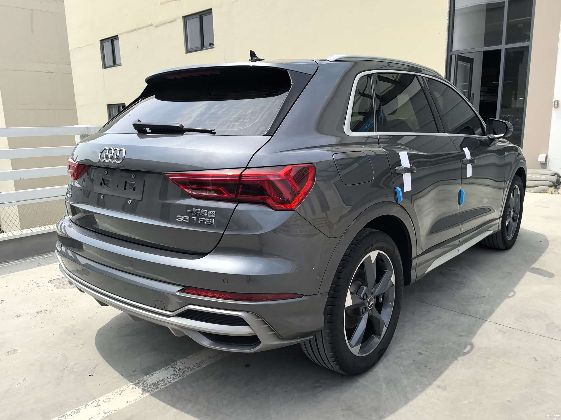 Audi Q3, 2022 9