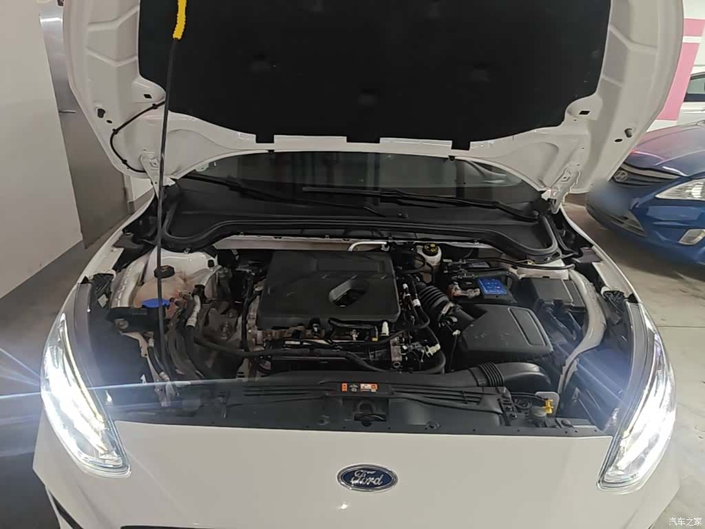 Ford Focus, 2021 20