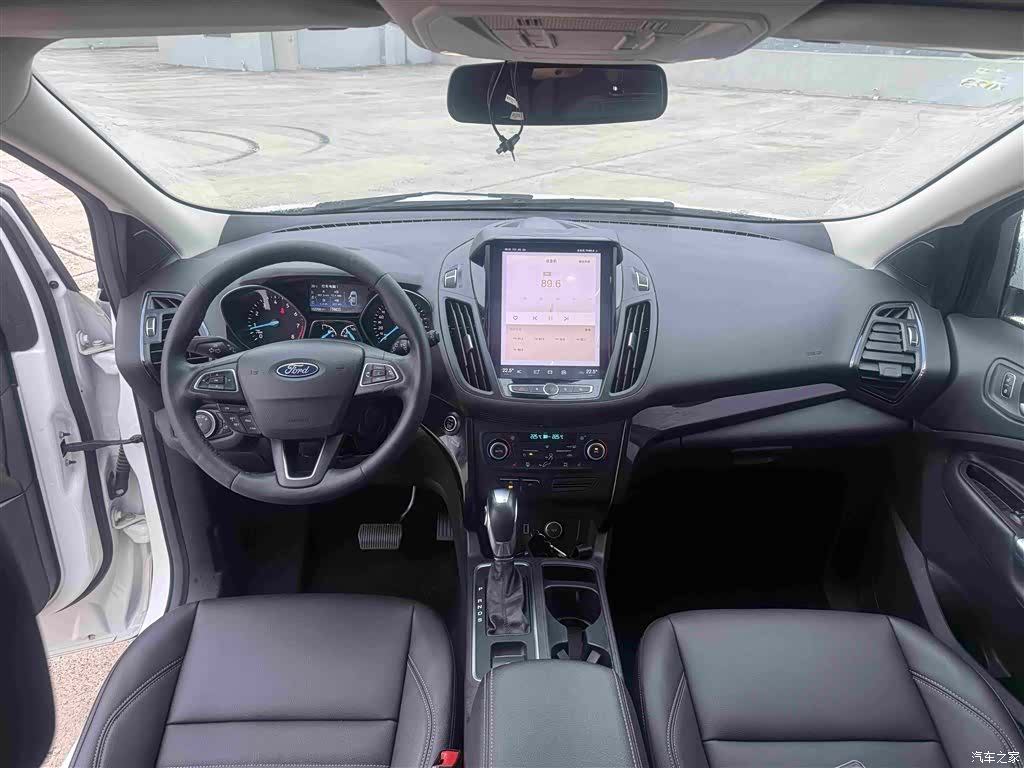 Ford Kuga, 2021 все фото