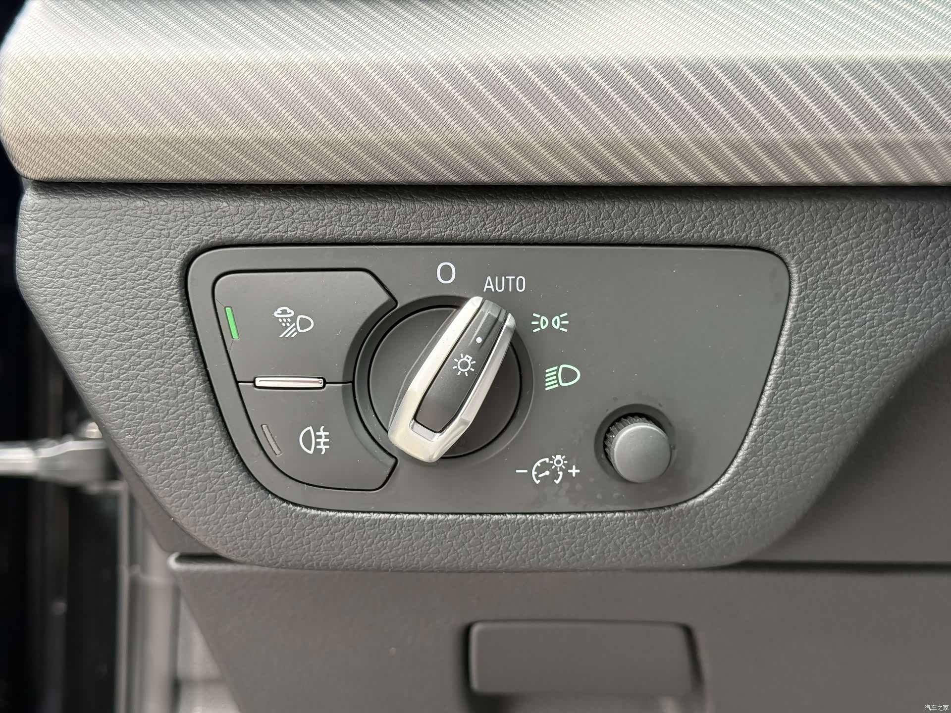 Audi Q5L, 2021 23