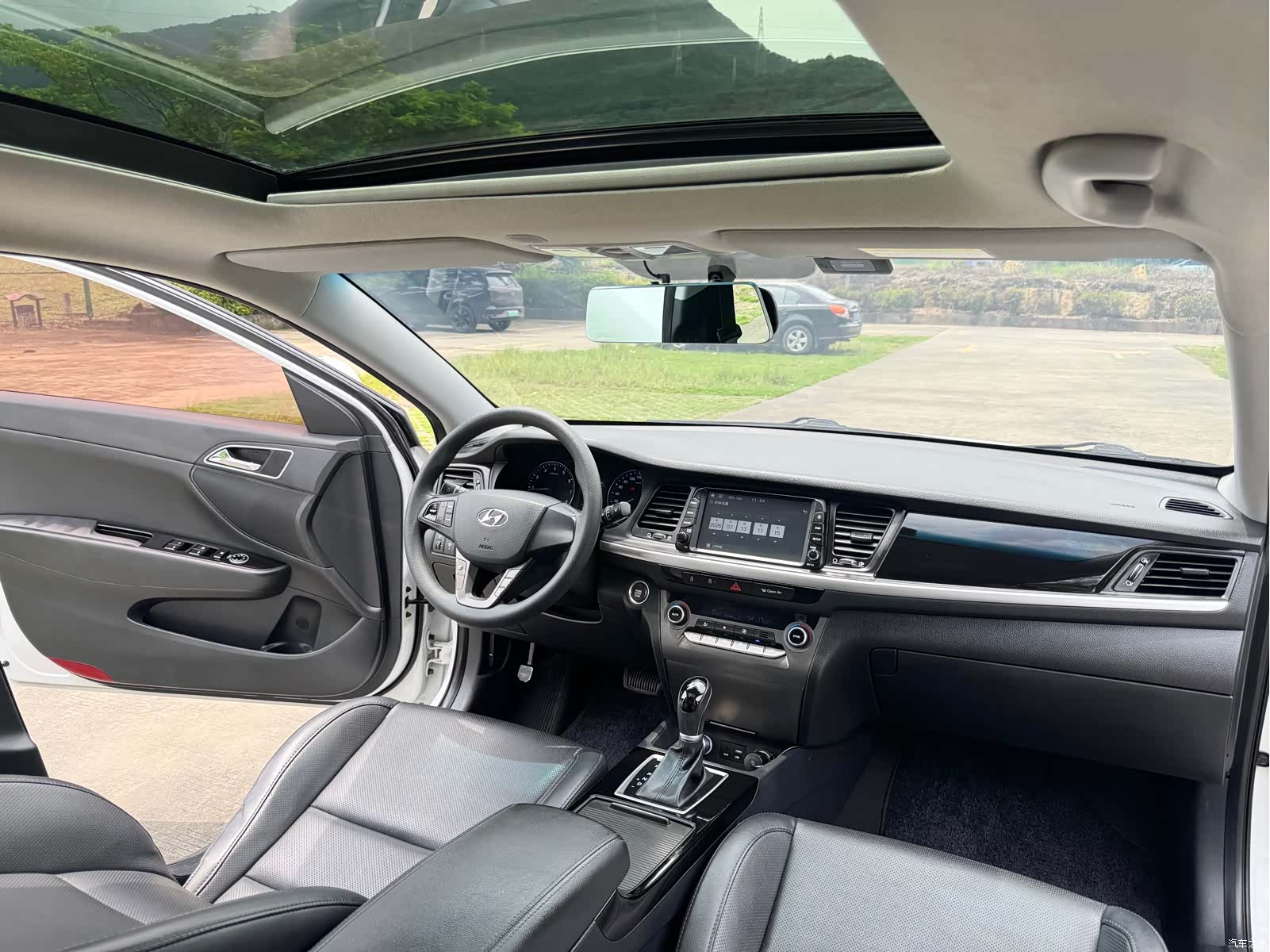 Hyundai GLS, 2018 11