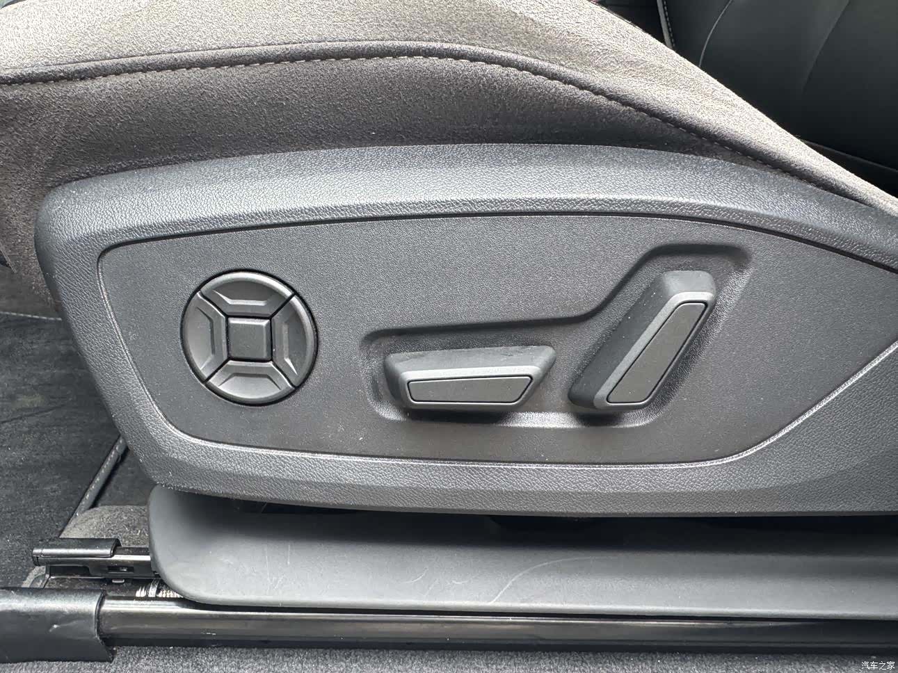 Audi Q3, 2024 13