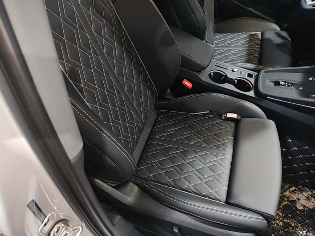 Audi Flying Spur, 2026 20